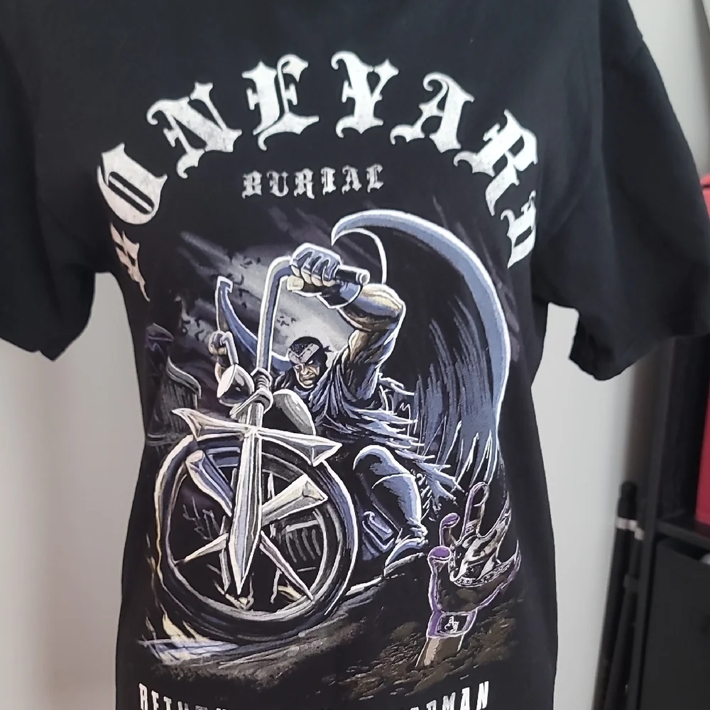 WWE Black Graphic Tee - Return of the Deadman - Picture 4 of 8